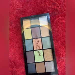 Original revolution eyeshadow palette.